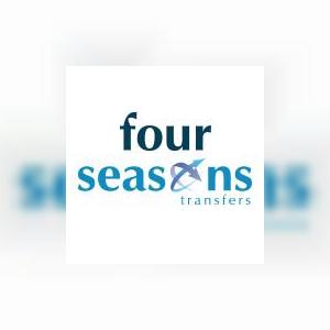 four seasons travel blogger